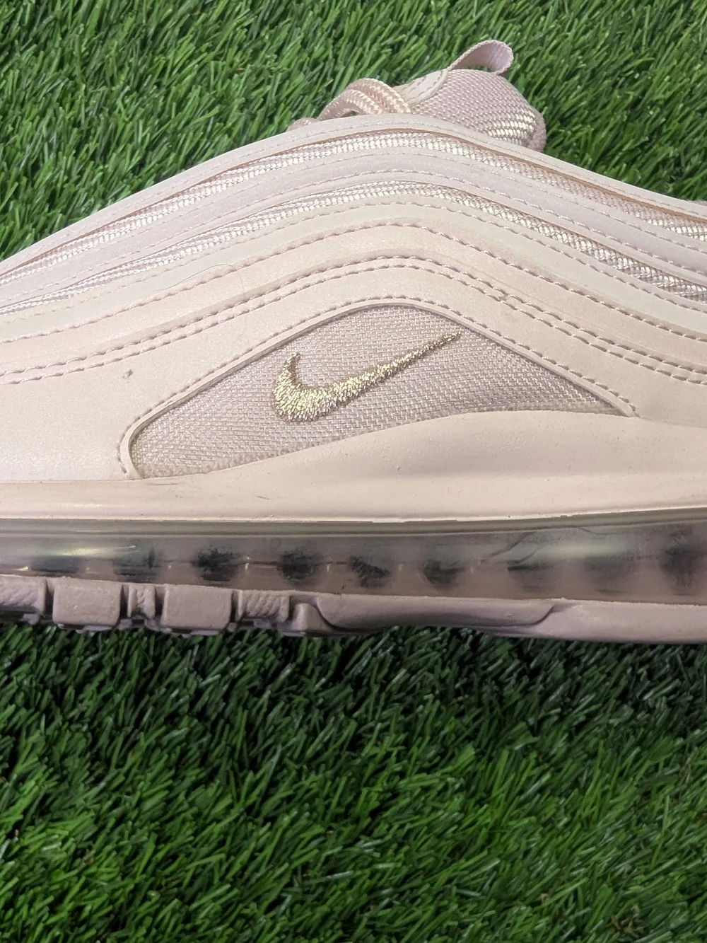 Nike Women’s Light Pink Air Max 97